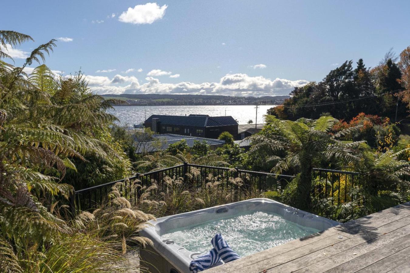 Bayview Lake Taupo Exterior photo