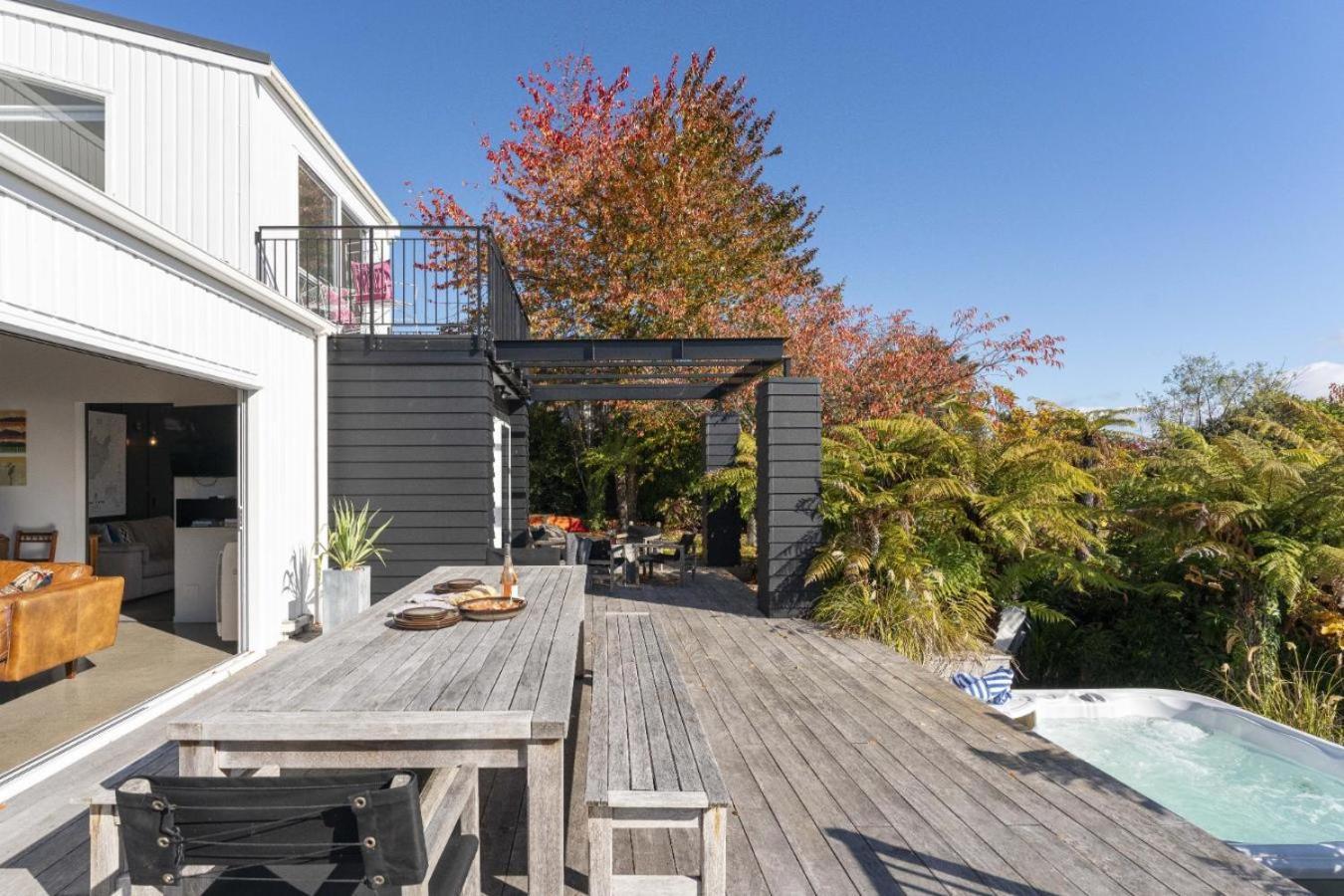 Bayview Lake Taupo Exterior photo